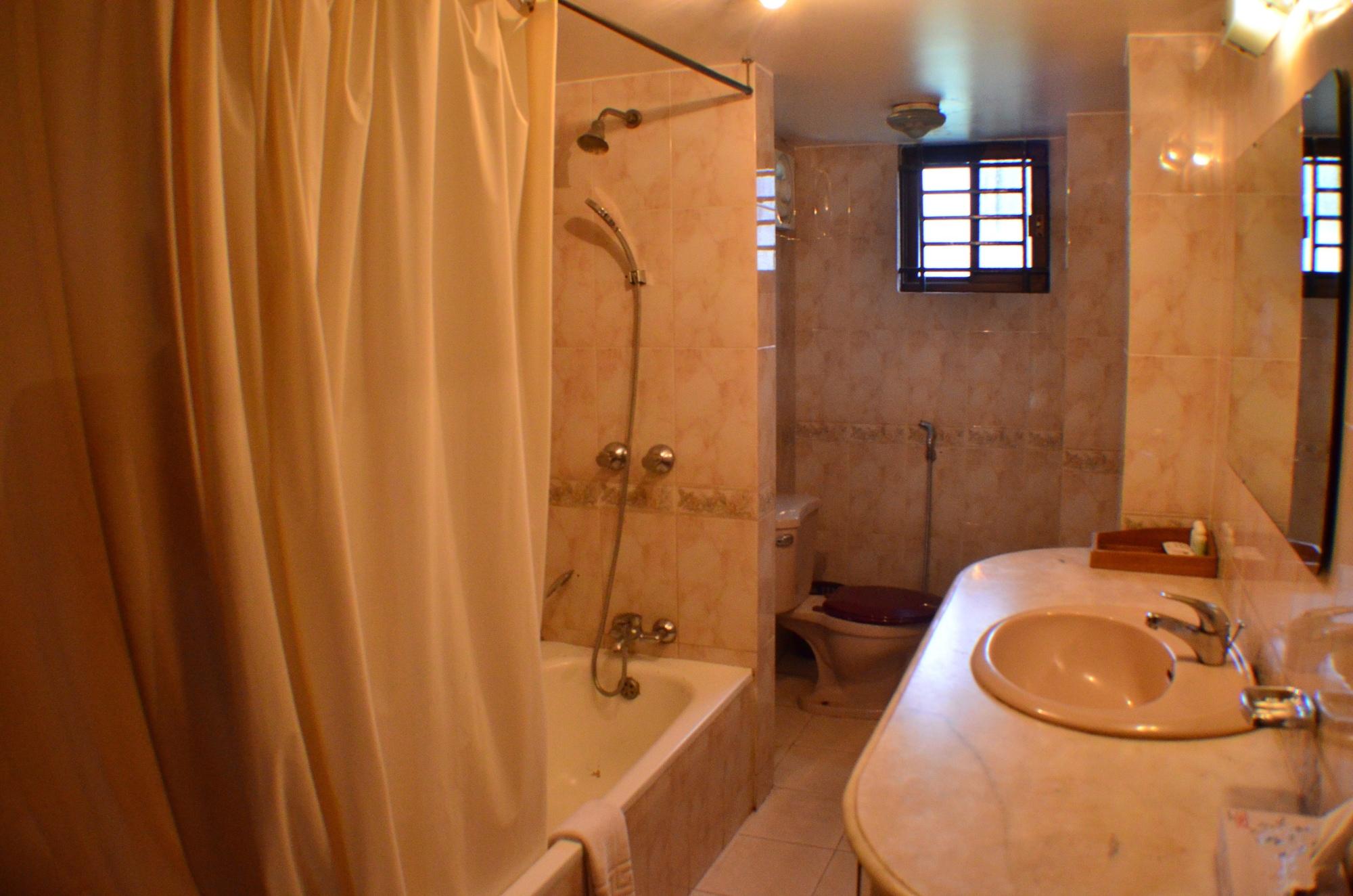 Amazon Lilly Lake View Residence Dhaka Esterno foto