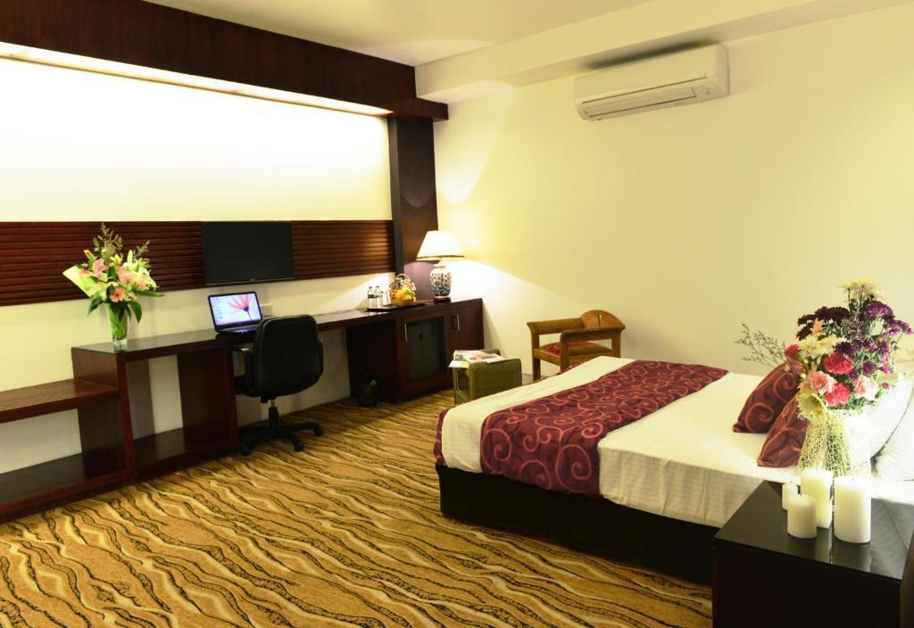 Amazon Lilly Lake View Residence Dhaka Esterno foto